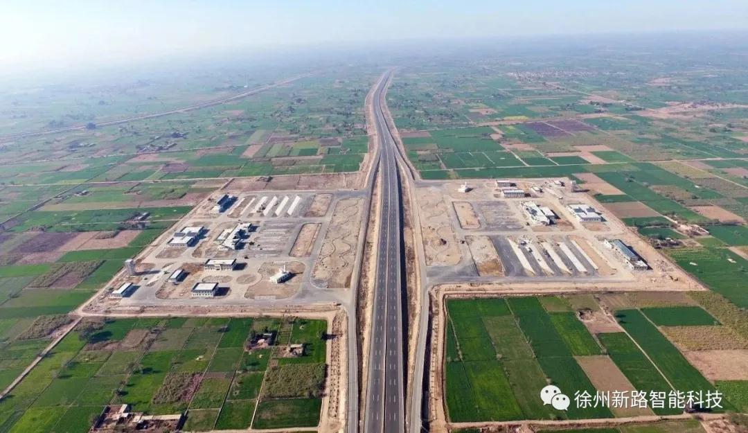 新路科技滑模機(jī)攻堅克難創(chuàng)佳績，中鐵二十局海外工程再獲好評！